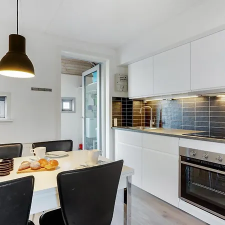 Leilighet Enita - 2-3km From The Sea By Interhome *